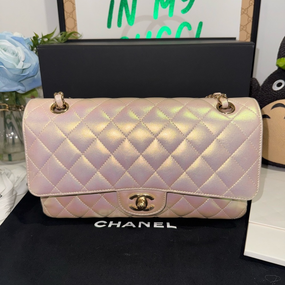 Chanel Classic Medium Flap Bag Iridescent Pearl Lambskin Handbag Limited Edition